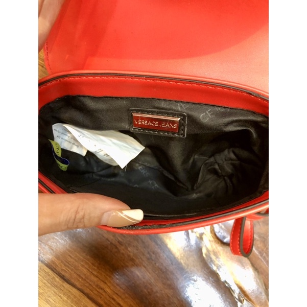 💚 👜  •Túi chuẩn si hiệu của nữ Versace Jean đeo chéo•