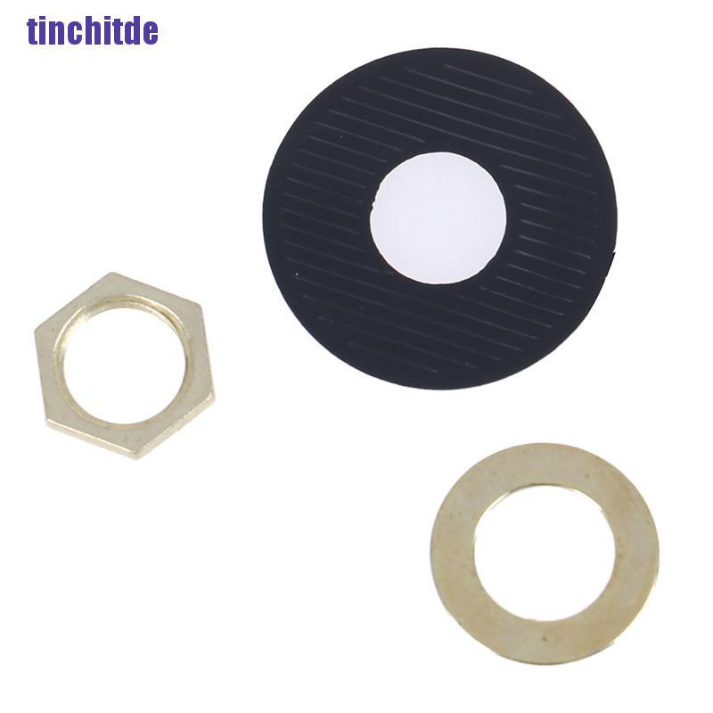 Đồng Hồ Treo Tường Tiện Lợi