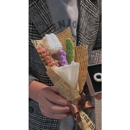 Bó Hoa Len Tulip 3 Bông Handmade 💐