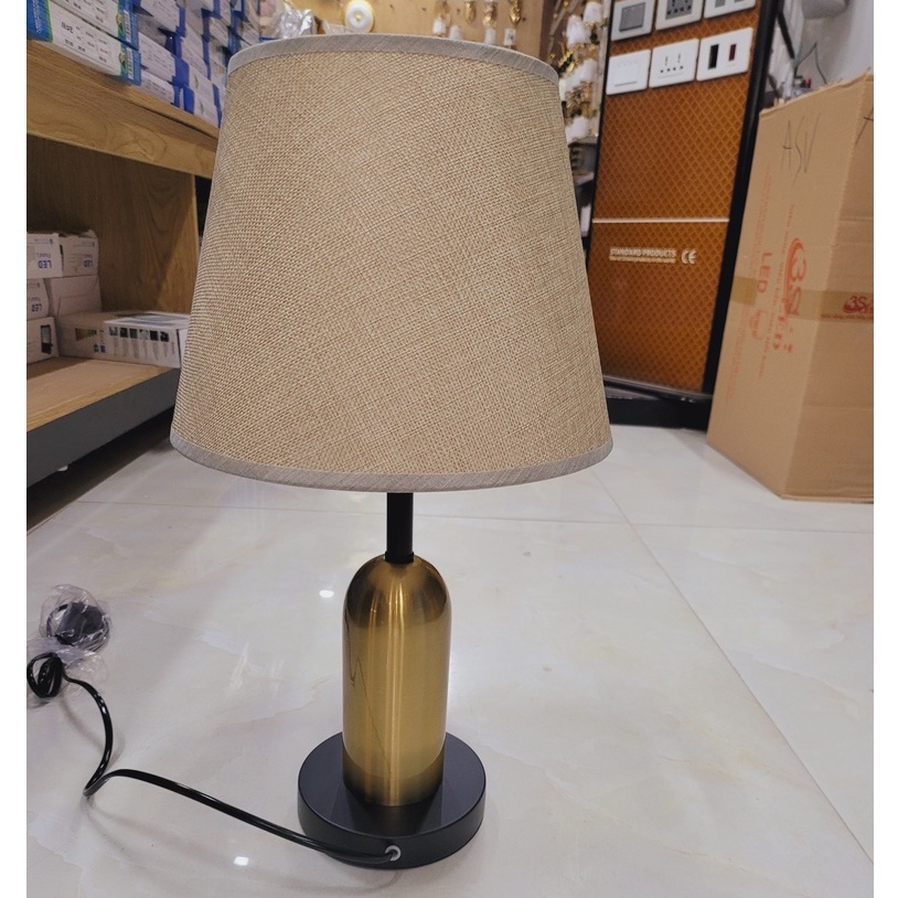 Đèn Ngủ Để Bàn Trang Trí Phòng DB605,Đèn Bàn Ngủ Đầu Giường Hiện Đại,Giá Rẻ
