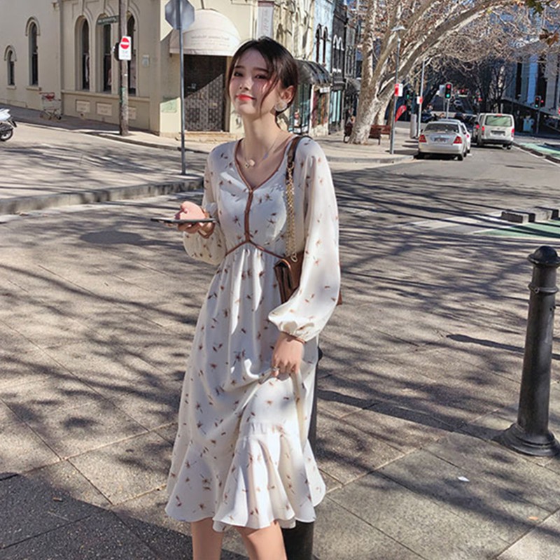 Đầm hoa cổ V tay dài phong cách đường phố Hàn Quốc size M-2XL | BigBuy360 - bigbuy360.vn