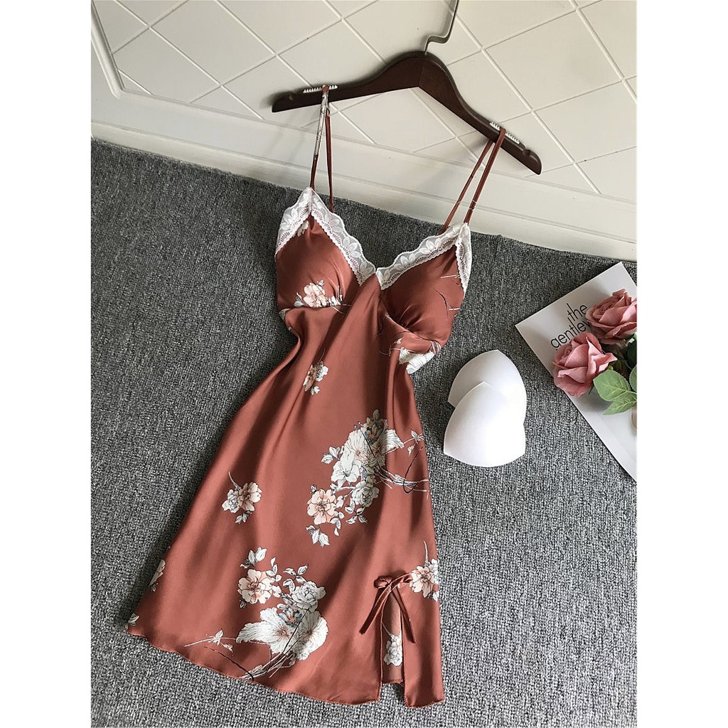 Váy mặc ở nhà họa tiết ren+cánh hoa | BigBuy360 - bigbuy360.vn
