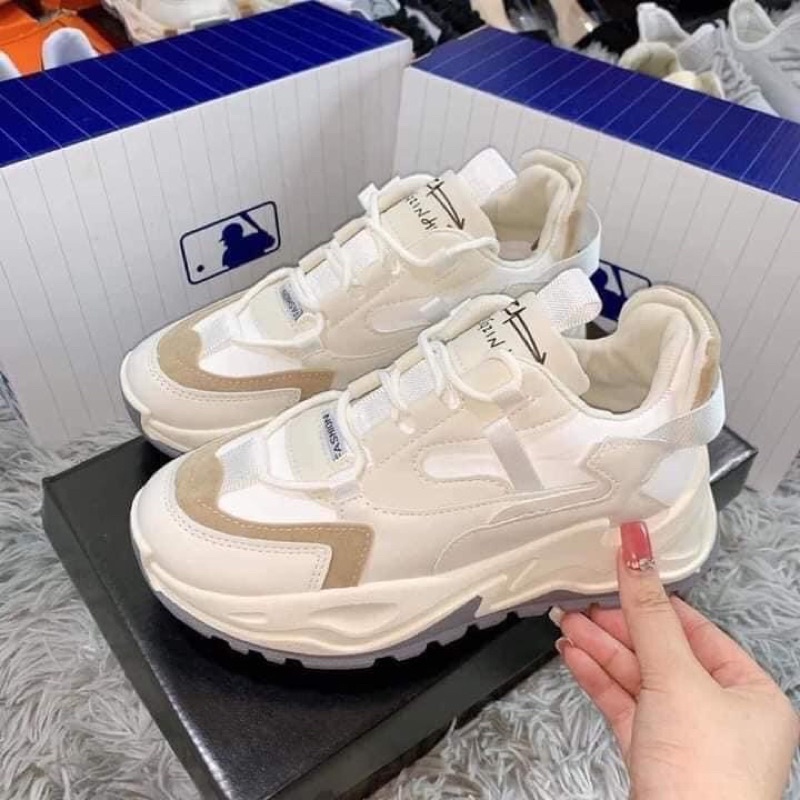 GIẦY THỂ THAO PHỐI MÀU HÌNH THẬT SHOP CHỤP