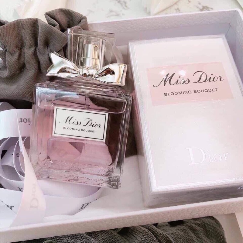 Nước hoa trẻ trung, tươi mới Miss D Blooming Bouquet EDT