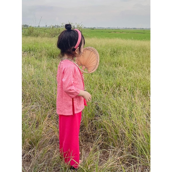 Bộ bà ba gấm tay lửng cho bé gái