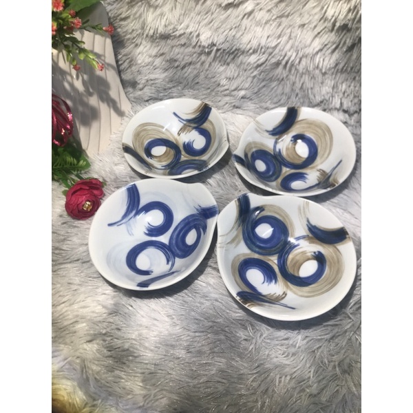 Set chén lẩu