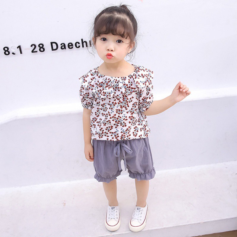 Set áo tay ngắn cổ bèo họa tiết hoa + quần short dễ thương cho bé gái
