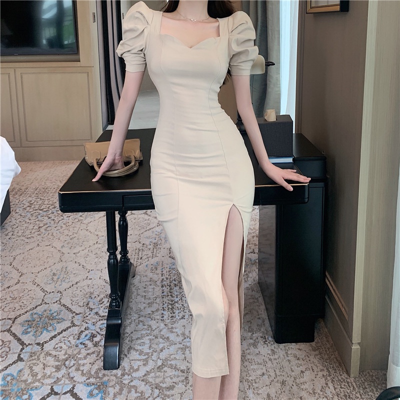Váy đầm body cổ tim xẻ tà sexy hai màu đen be phong cách Hàn Quốc