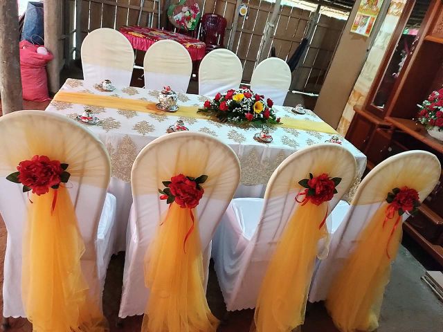 Vải ren đá thêu kim tuyến