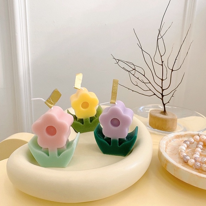 Nến Thơm Scented Candles Hình Cây Hoa và Dâu Trang Trí Decor
