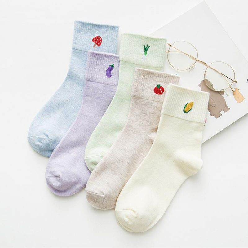 Tất cổ cao thêu hình hoa quả siêu cute - Vớ nữ xinh giá cực rẻ