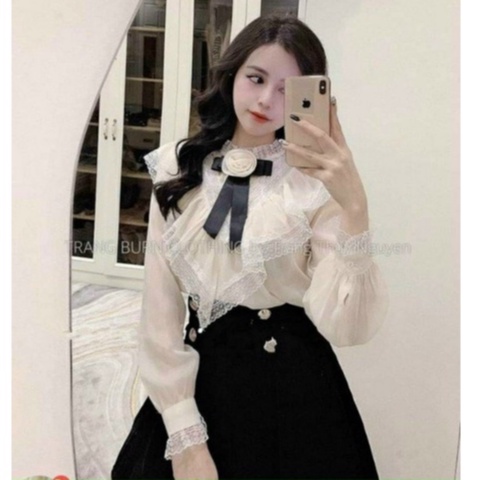 Áo sơ nữ ren bèo kèm tag hoa xinh xắn