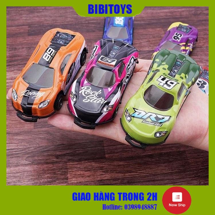 [HÀNG HOT] Siêu xe ôtô đồ chơi xoay,nhảy,bay 360 độ, làm bằng hợp kim  siêu chắc chắc ,bền,đẹp, bay lên khi gặp vật cản