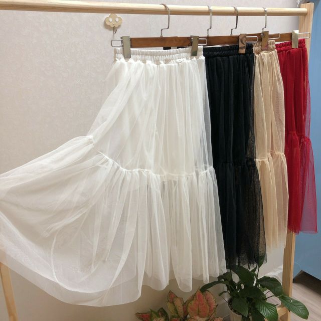 Chân váy lưới đuôi cá dài đi dự tiẹc được luôn nha | BigBuy360 - bigbuy360.vn