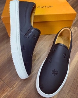Giày slipon Dior