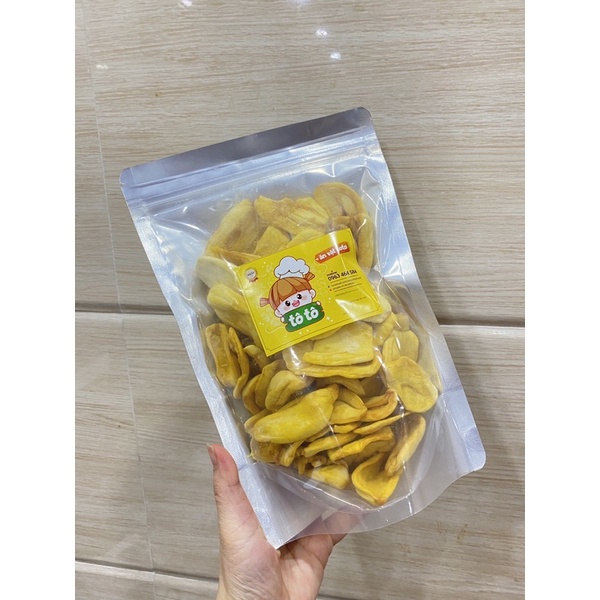 Giỏ quà tết ăn vặt cho các bạn trẻ | BigBuy360 - bigbuy360.vn