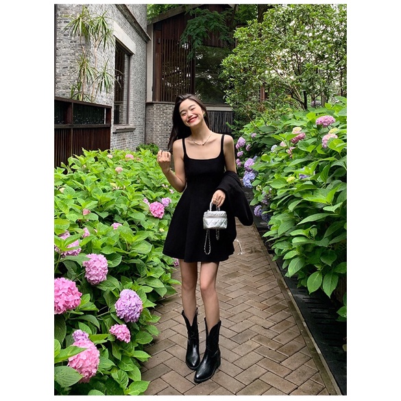 (Có BigSize) Đầm Váy Thun Gân Đen 2 Dây Cổ Vuông Xoè Nhẹ