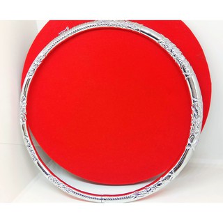 KIỀNG CỔ NỮ CHẠM HOA VĂN TINH XẢO