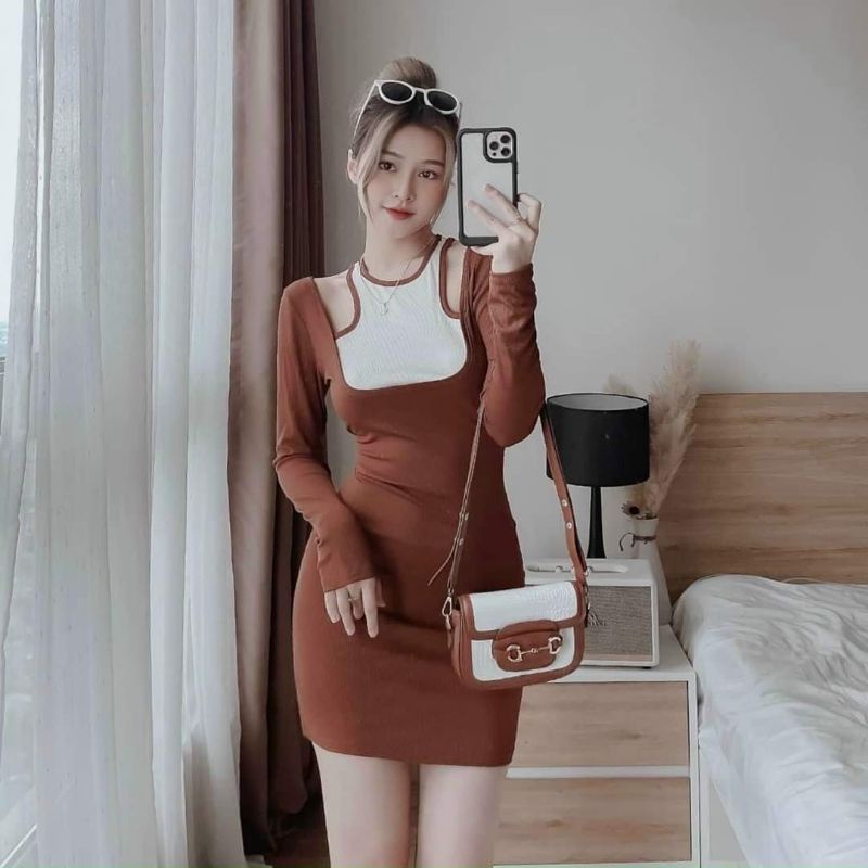 Đầm body cổ yếm phối màu