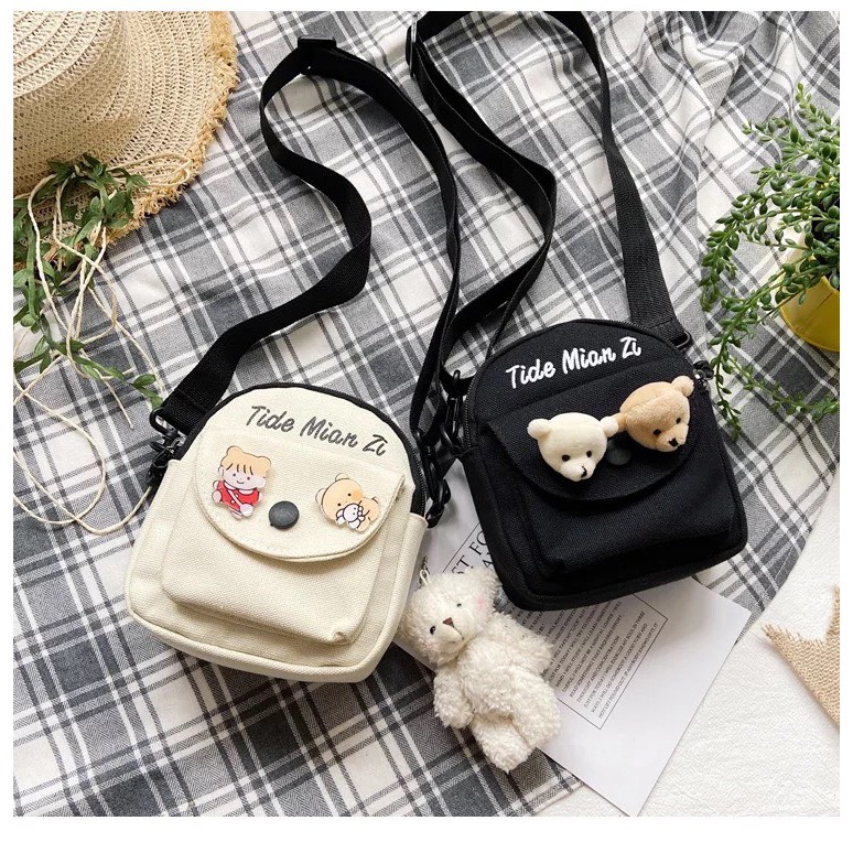 Túi vải đeo chéo kèm gấu ( sticker) thời trang giá rẻ BAG U GAU06