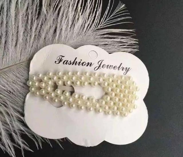 Kẹp tóc đẹp màu trắng