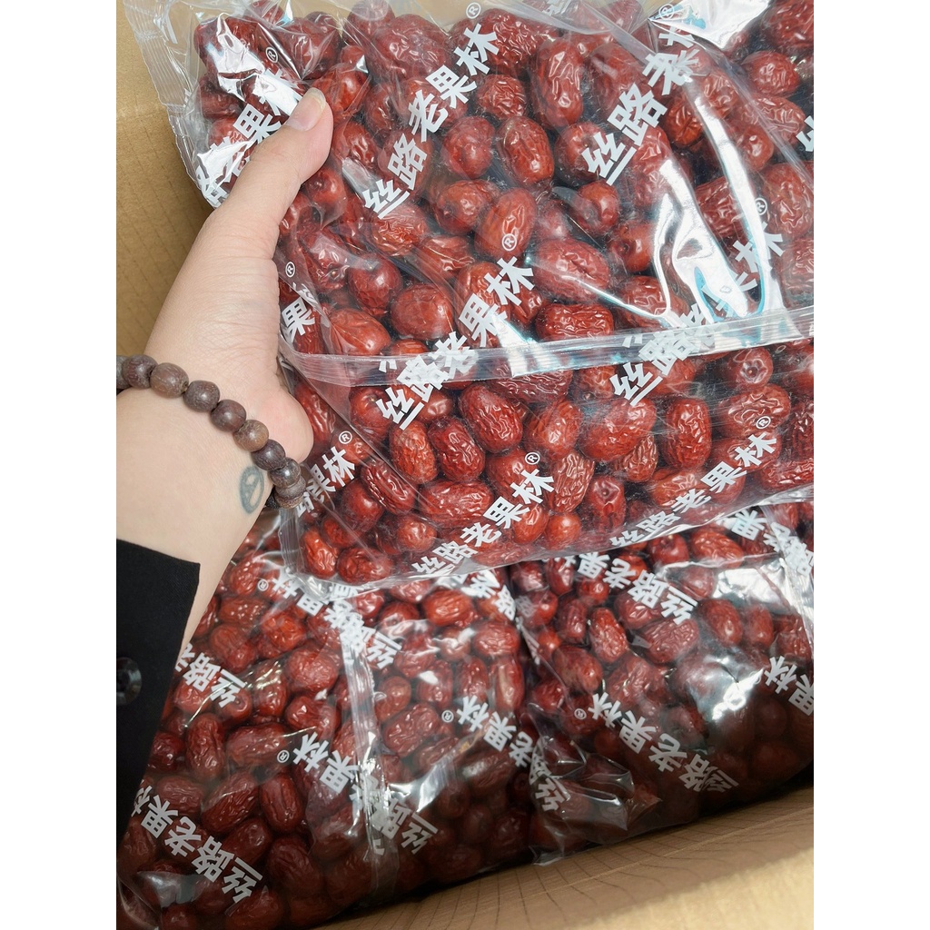 Táo Đỏ Cao Cấp - Hàng Chất Lượng - 1Kg