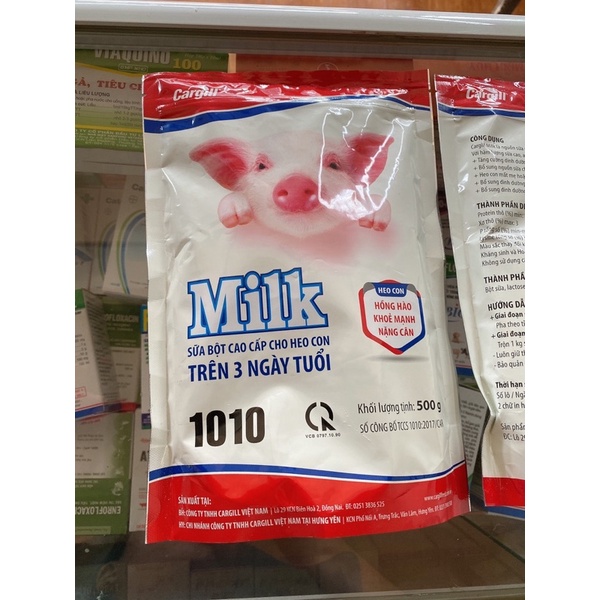 Sữa cho heo con mới đẻ