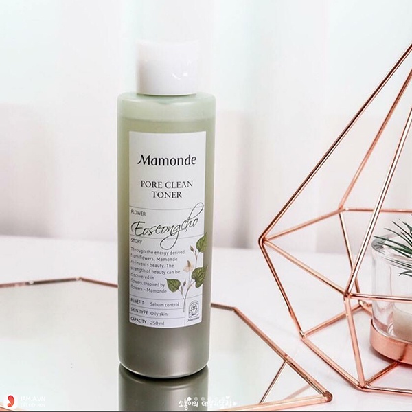 Nước hoa hồng Mamonde diếp cá Pore Clean toner cho da dầu mụn 250ml