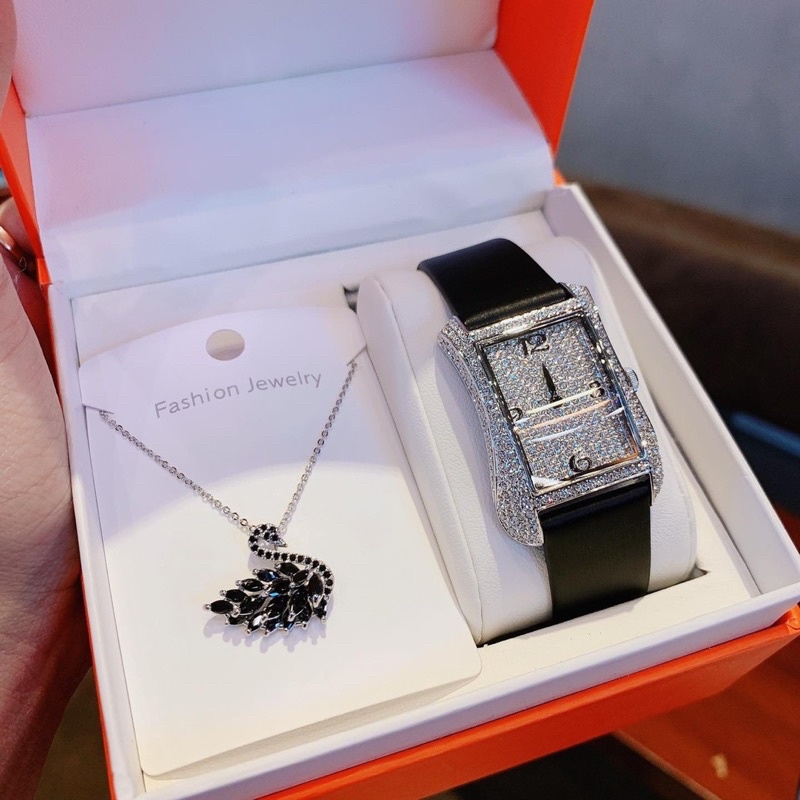 Set Đồng hồ nữ Davena .
