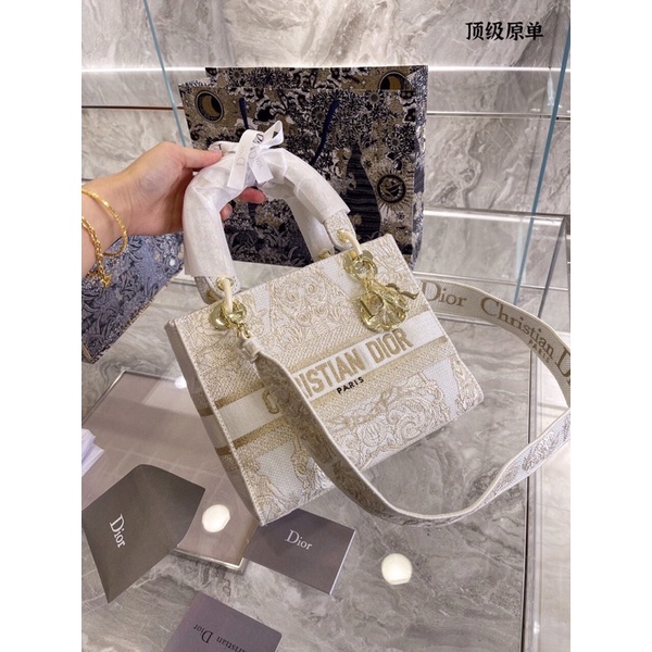 Túi xách diỏr D Lite thêu sz 24 hàng chuẩn siêu nét