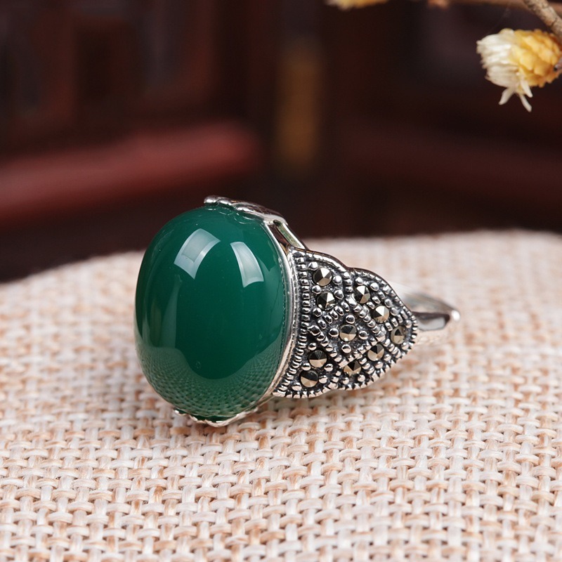 Nhẫn Đính Đá Ruby Sang Trọng Cổ Điển