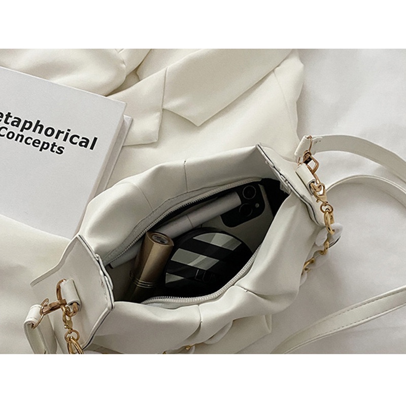 Túi đeo chéo vai IELGY hình đám mây đơn giản có dây xích phong cách Hàn Quốc dành cho nữ