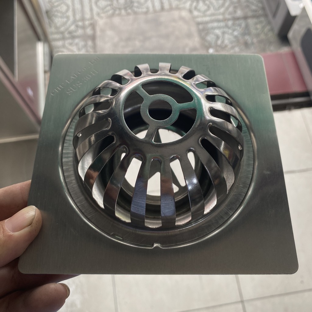Cầu thoát nước sân thượng ban công inox 304 100% loại tốt hàng đẹp dày 1.5 ly