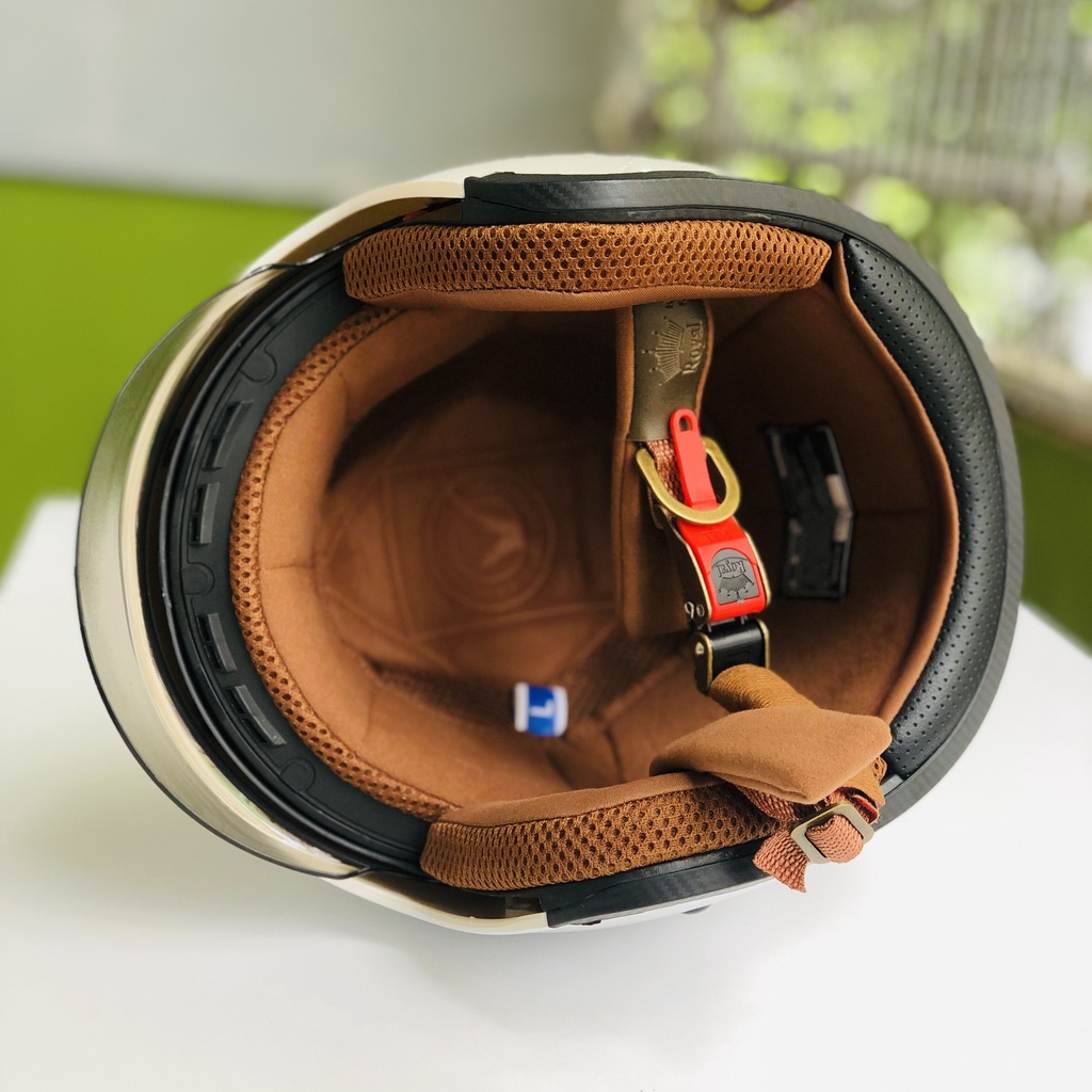 Mũ bảo hiểm Royal M139 kính âm đen bóng