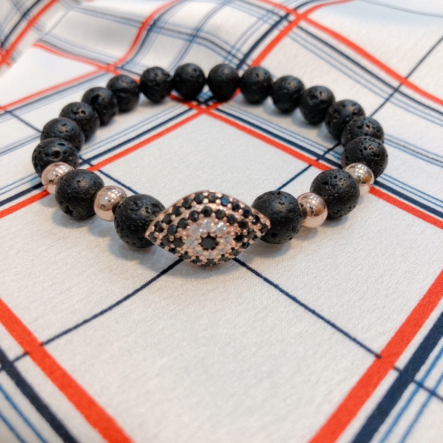 Vòng tay hạt charm nam