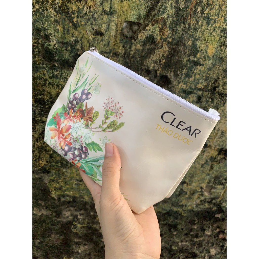 Ví cầm tay đa năng.