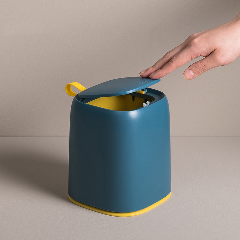 Thùng rác mini để bàn hoặc ô tô cute có quai xách, sọt rác mini nhựa dễ thương để phòng ngủ - có nắp đậy cho trang điểm văn phòngOxygen072