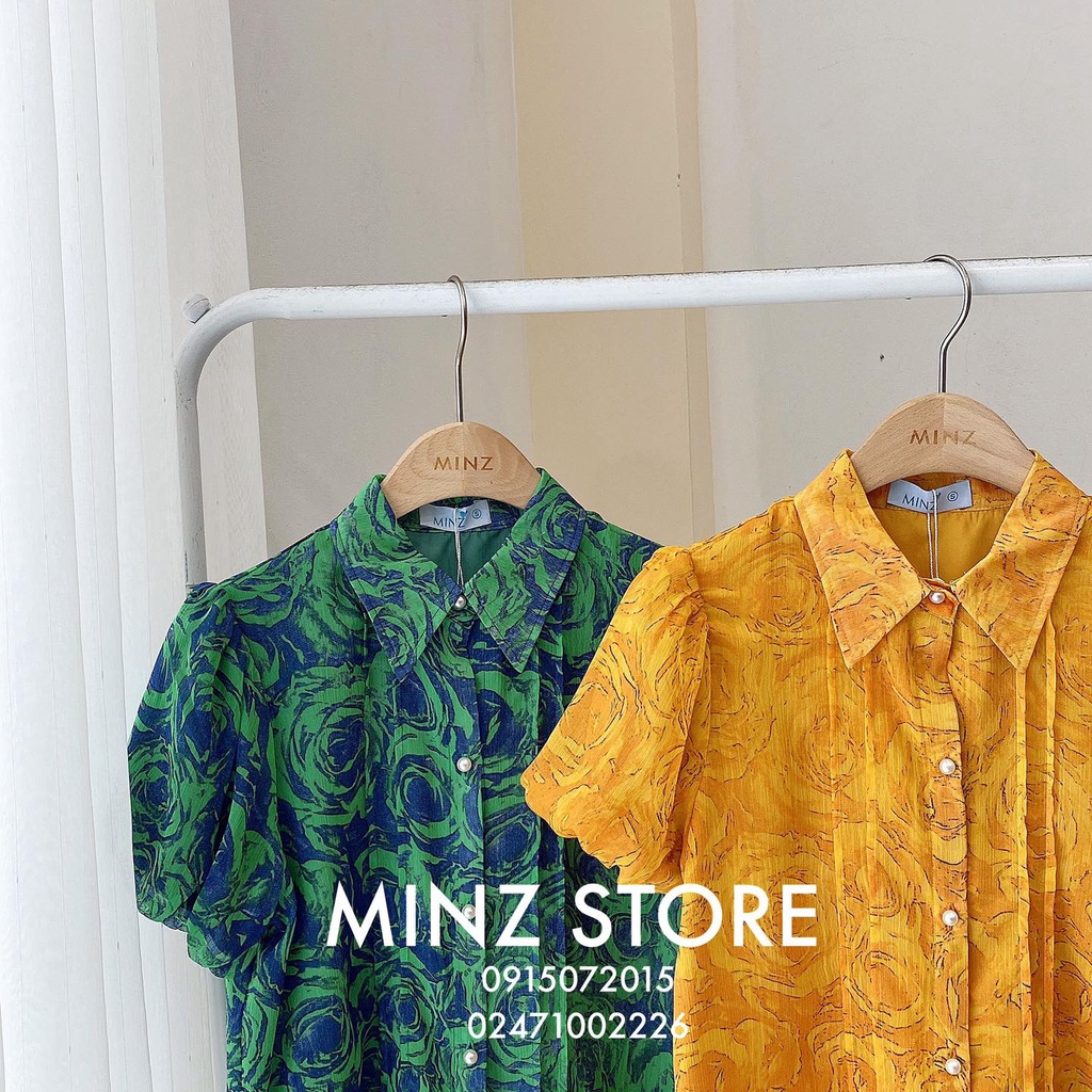 Áo sơ mi tơ hoa cổ nhọn tay bồng Minz