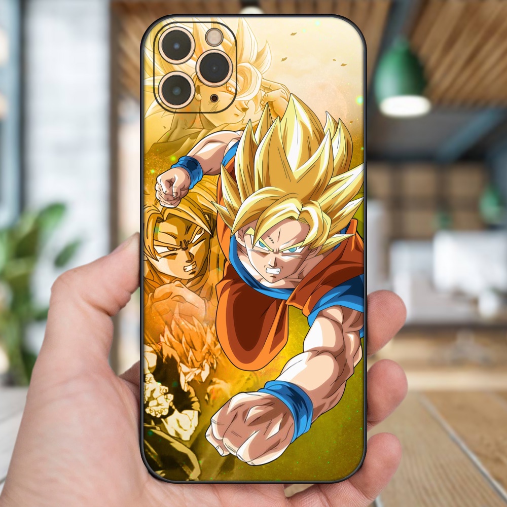Ốp lưng iPhone 11 Pro Max dẻo đen cạnh vuông in hình Goku Dragon Ball