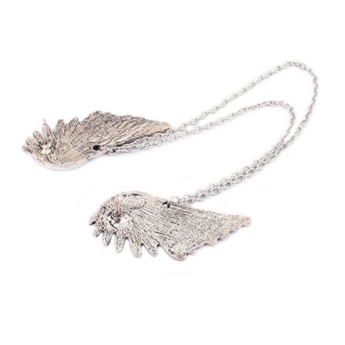 Dây cài hình cánh thiên thần cho áo blouse trắng cổ điển