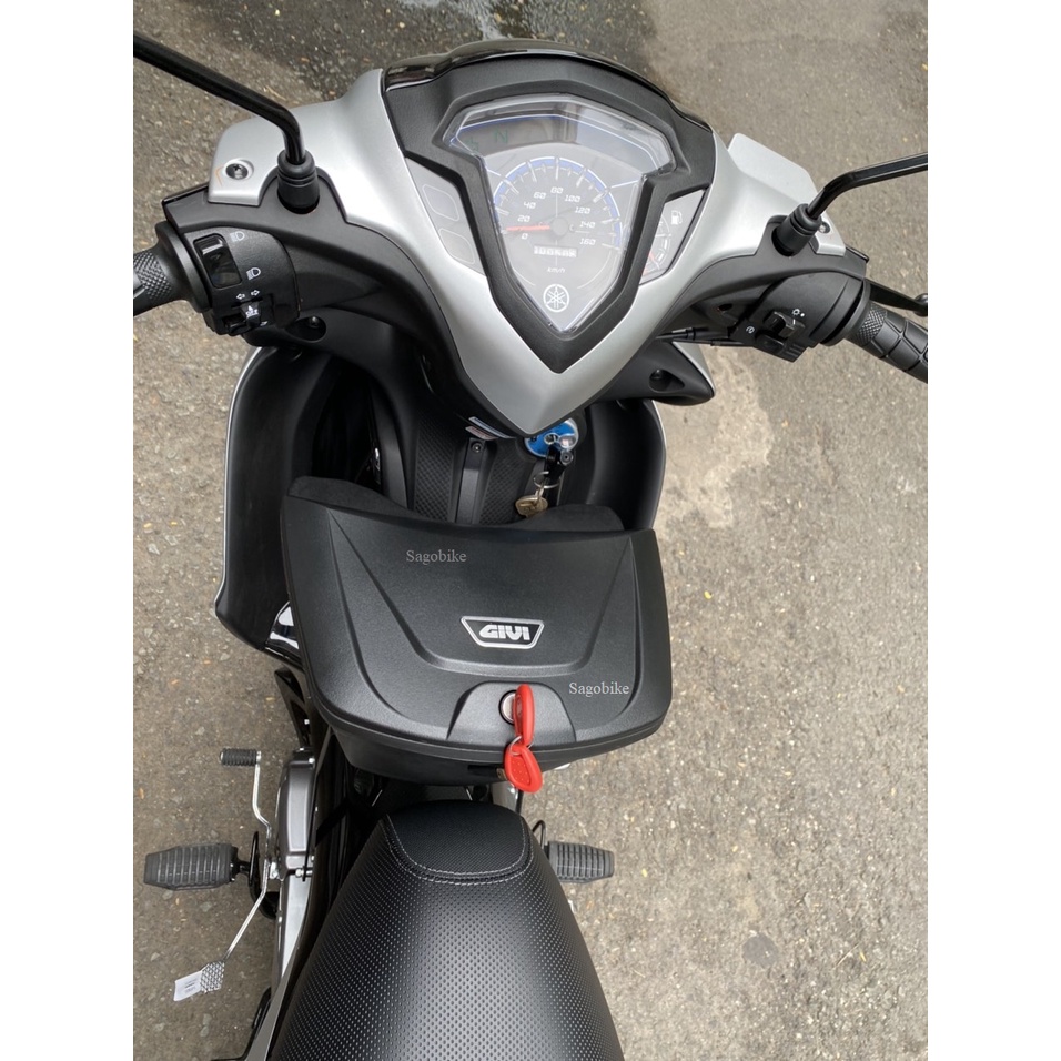 Thùng giữa Jupiter 2022, thùng giữa Givi G10N kèm bát gắn cho Jupiter RC, Jupiter V, Jupiter MX