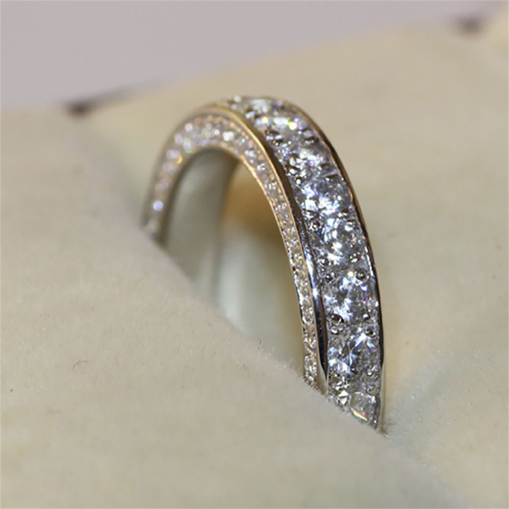 Nhẫn đính đá zircon kim cương giả và khắc họa tiết thủ công mới cho nữ