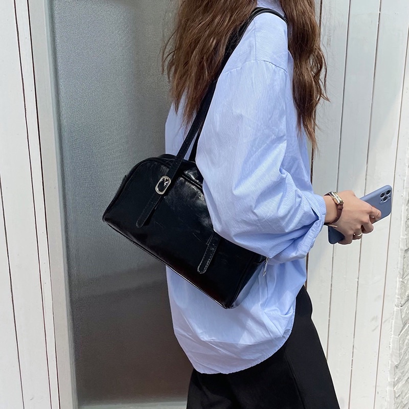 Túi Kẹp Nách Phong Cách HQ đơn giản dễ mix đồ ạ