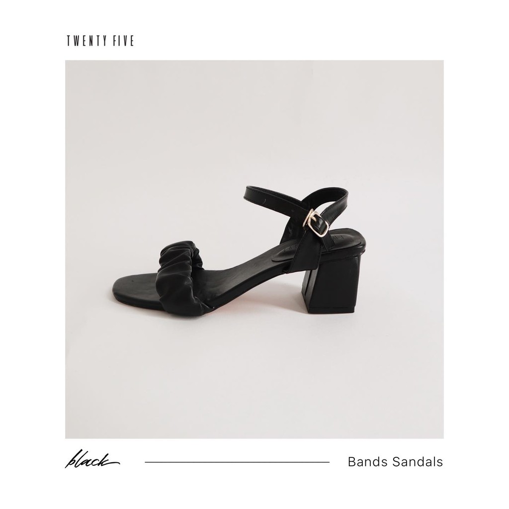 Giày nữ quai ngang bự - Band Sandals Twentyfive Studio