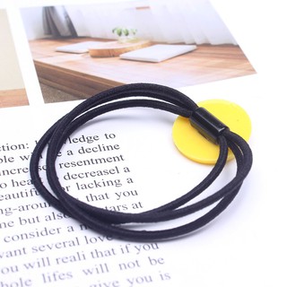 Cột tóc trái cây style Hàn Quốc
