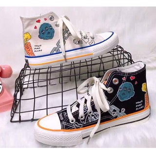 Giày thể thao nữ cổ cao xích hoạt hình