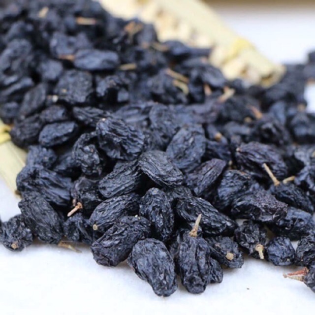 1Kg nho khô đen Ấn Độ không hạt còn cuống hàng loại 1