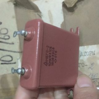 Tụ Nga 10uf 160v