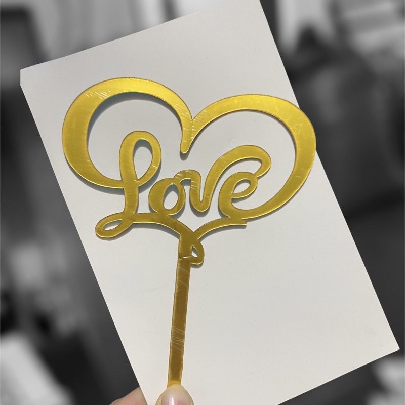 Cắm chữ mica, topper chữ LOVE cắm bánh kem màu vàng - Nhotimshop
