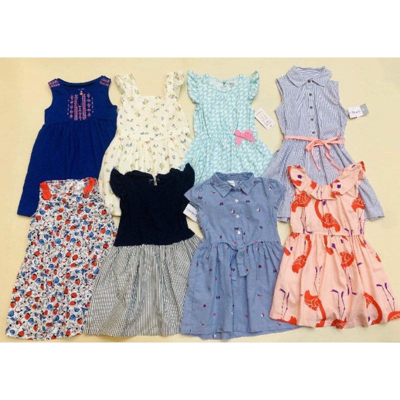 Đầm trắng Carter's họa tiết dâu tây XK bé gái size 3T - 4T